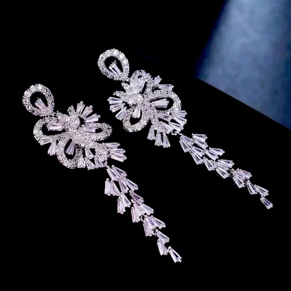 Bridal new CZ Dangling Wedding earrings - Picture 2 of 5